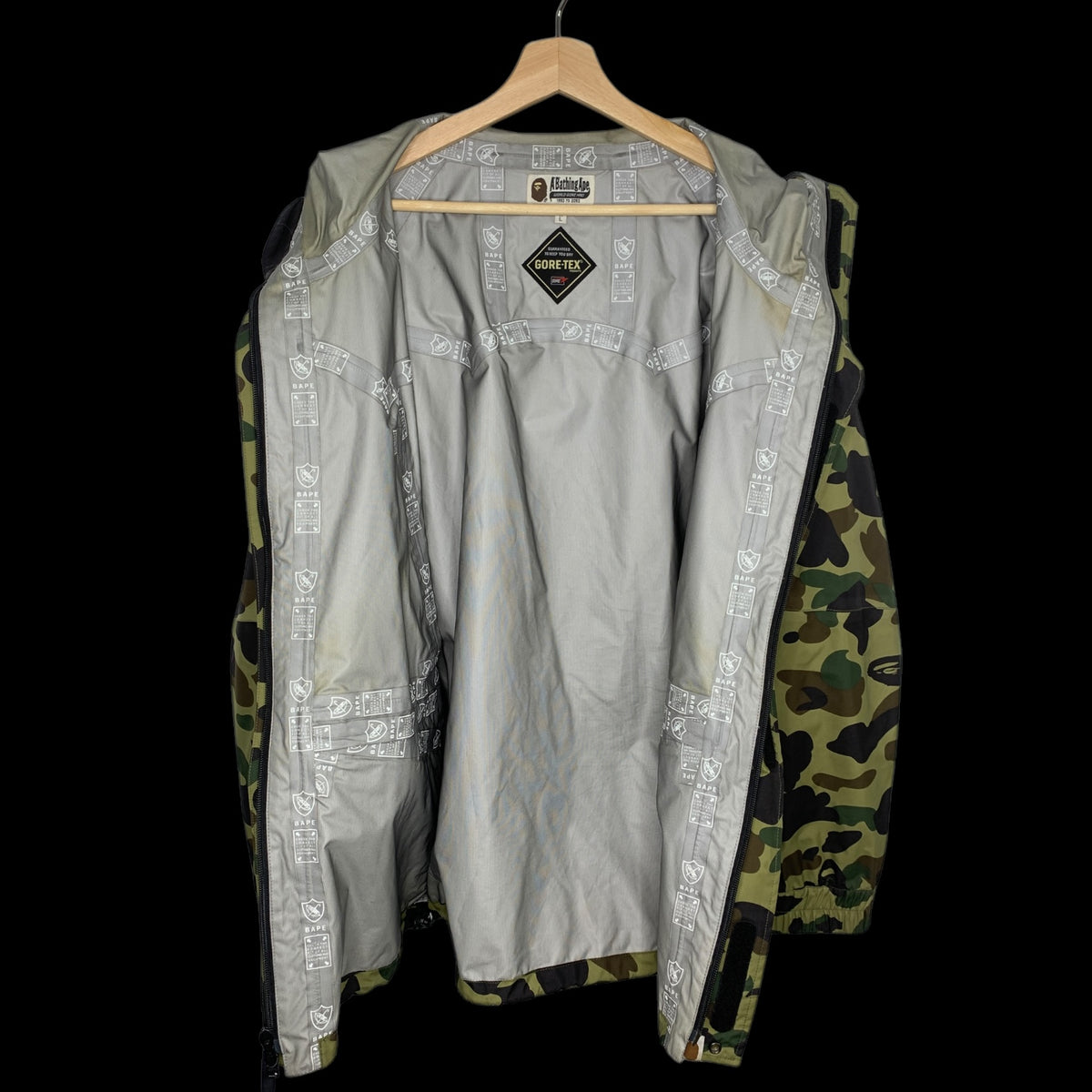 BAPE | GORE-TEX 1st Camo Snowboard Jacket (Green) | 2XL 