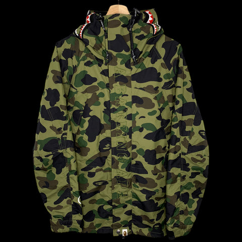 BAPE | 1st Camo Shark Snowboard Jacket (Green) | XL