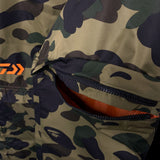 [DS!] BAPE x DAIWA | 2010 "A Fishing Ape" 1st Camo Pants (Green) | M